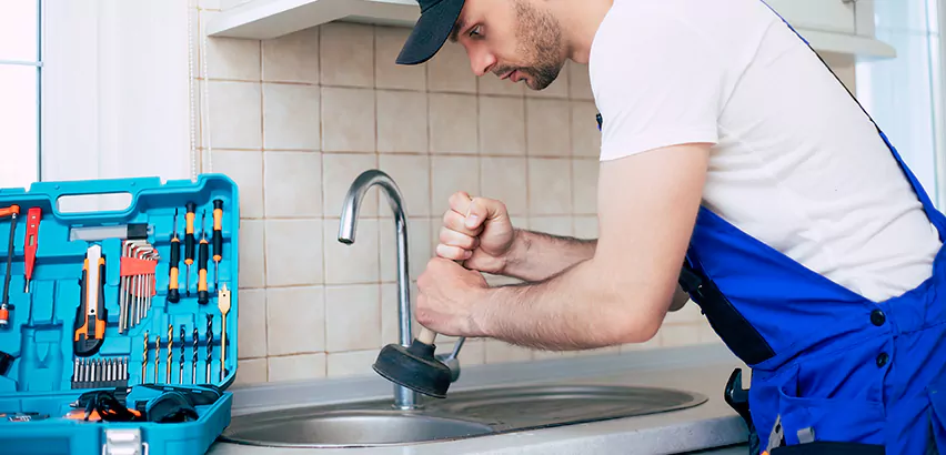 Emergency Plumber in Merrick